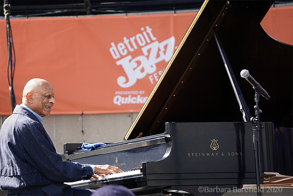 Lightsey_ArtPrize_07772_ArtPrize